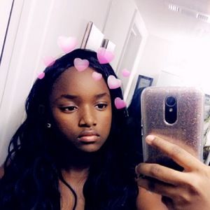 Meet your Posher, Toneka